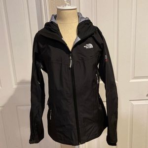North face Size Small Windbreaker